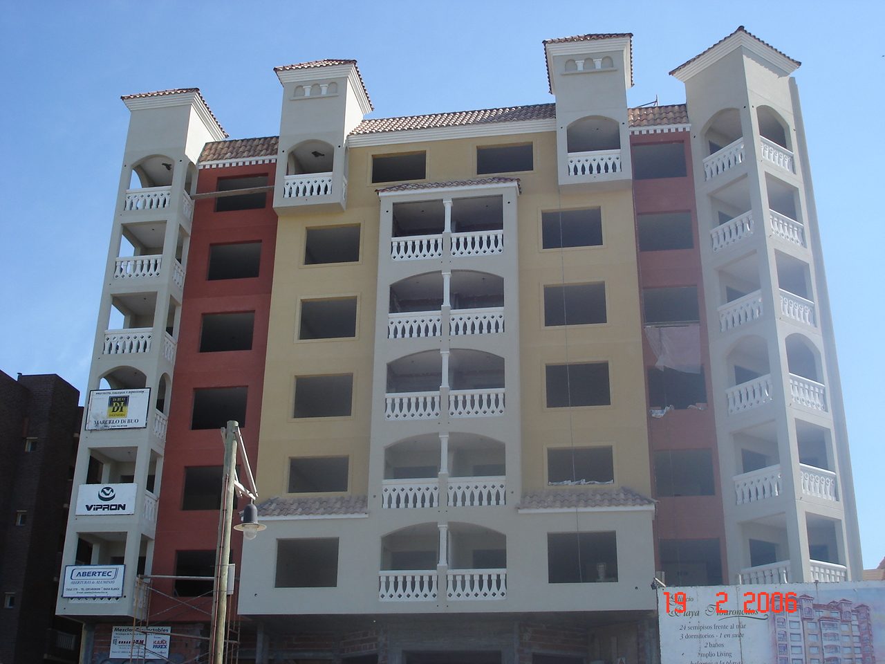 Edificio Playa — Tiburoncitos